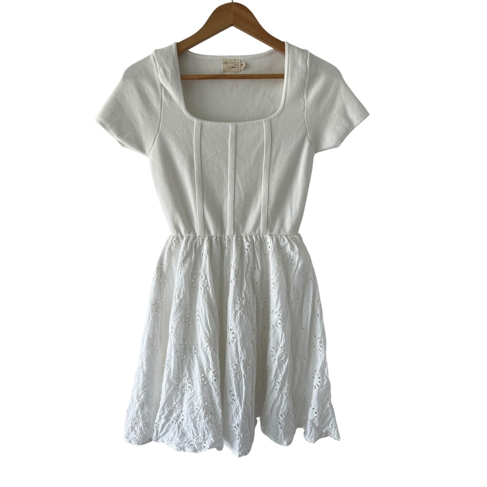 Dreamers by Debut White Eyelet‎ Lace Mini Dress M/L Sorority Rush Preference